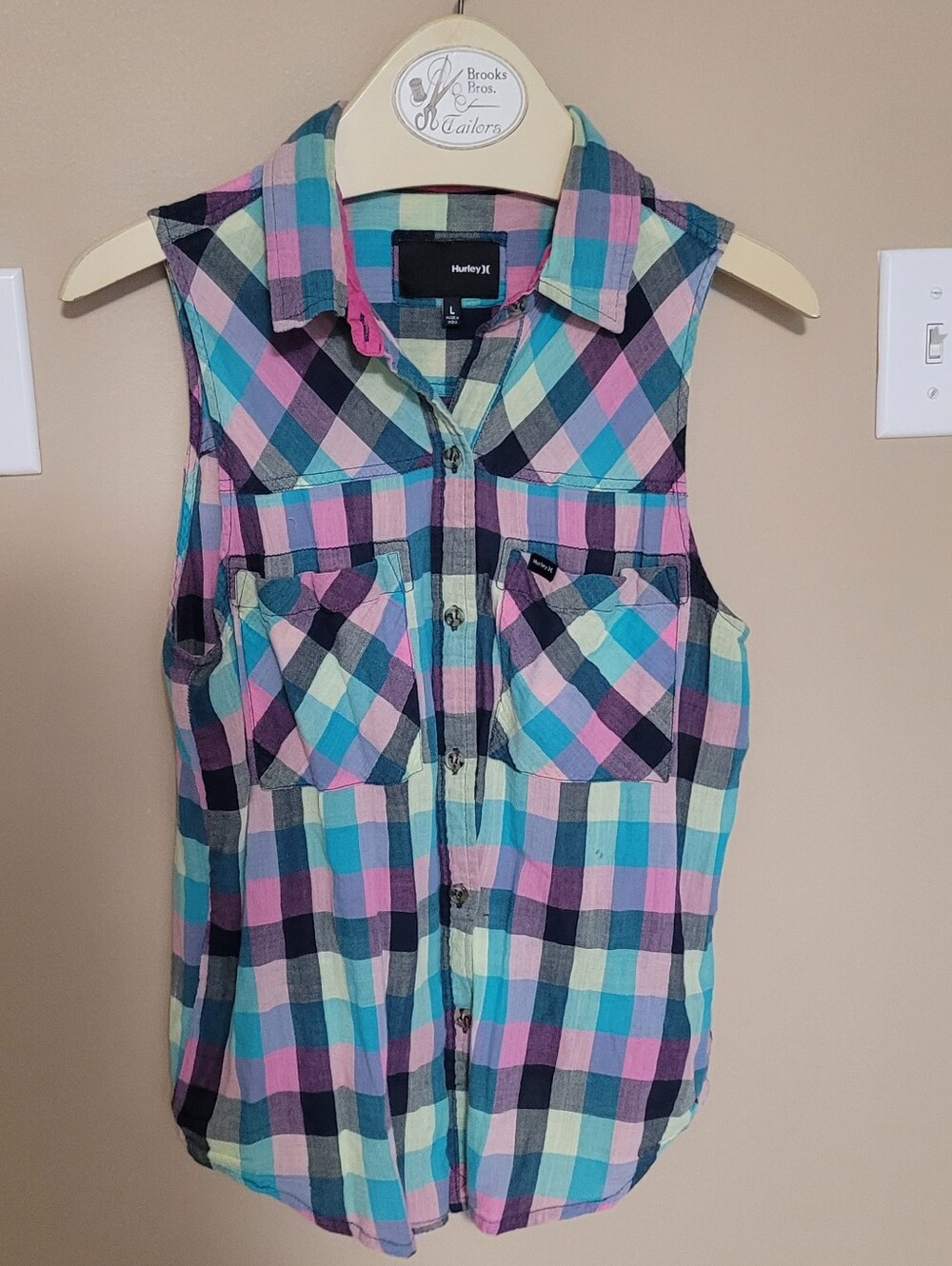 💜2 for $10💜 Bundle and save Hurley Plaid Button-Up in Pink, Teal